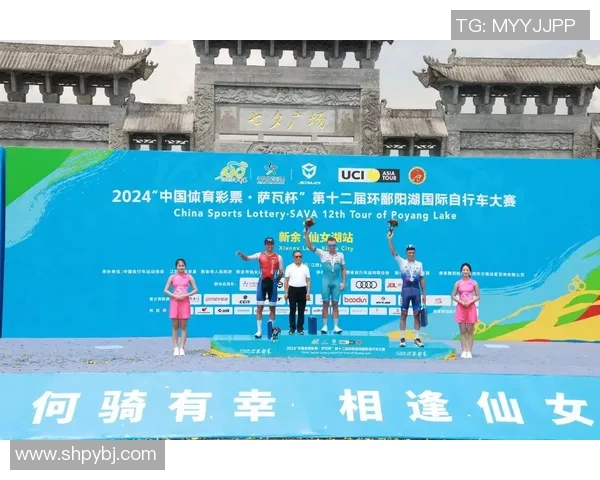 成都排球队在洲际杯中的耐力表现值得称赞展现出顽强拼搏的精神风貌