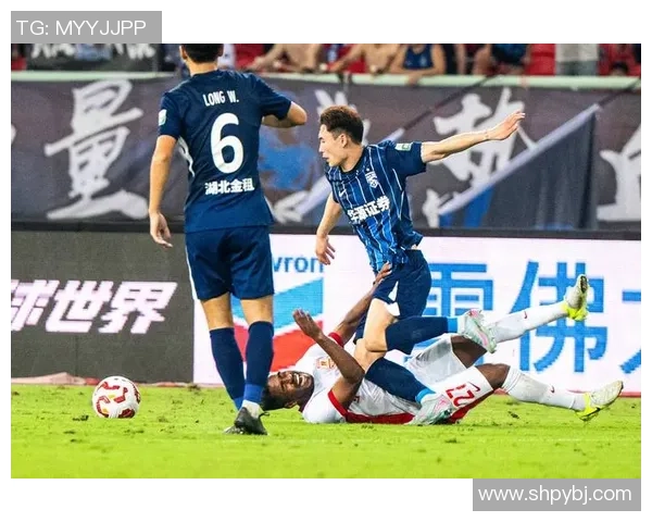 武汉足球队逆袭之路揭秘城市联赛背后的奋斗与荣耀